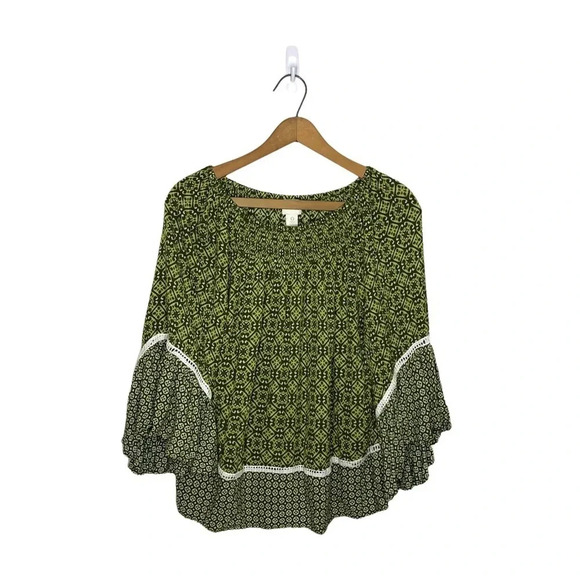 Chico’s Size 0 Green Boho Peasant Top Rayon Bell Sleeve Smocked Neckline Blouse - Picture 5 of 13